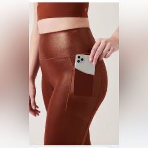 Athleta SALUTATION STASH SHINE TIGHT Black
LEGGING XL